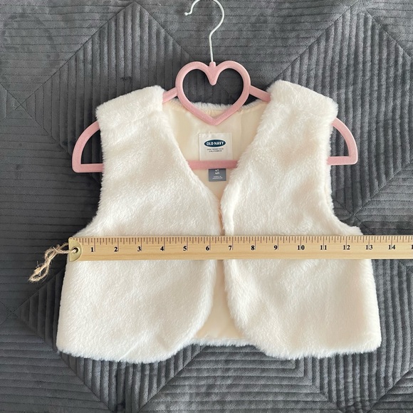 Fur Vest Old Navy - Picture 7 of 9